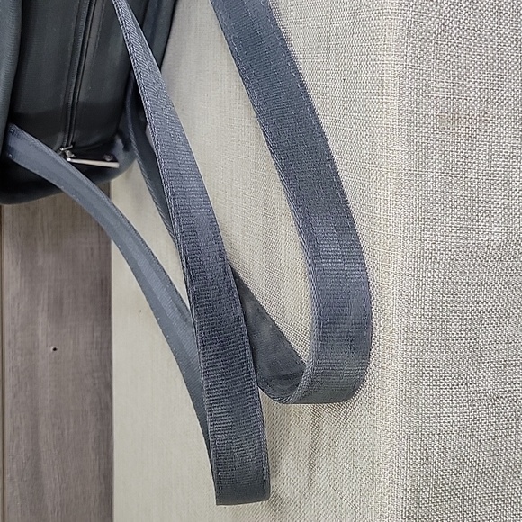 Harveys Gray Woven Seatbelt Tote Shoulder Bag - Picture 5 of 12